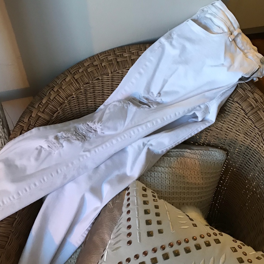 Pacsun destroyed white jeans